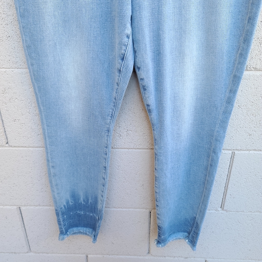 Good American | Good Legs Shadow Wash Blue 373 Stretch Comfort Jeans NEW Size 22 - Picture 5 of 15